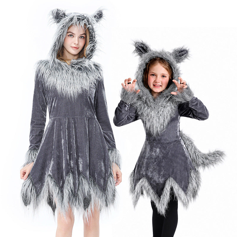 Big Bad Wolf costume worn by a family - front view