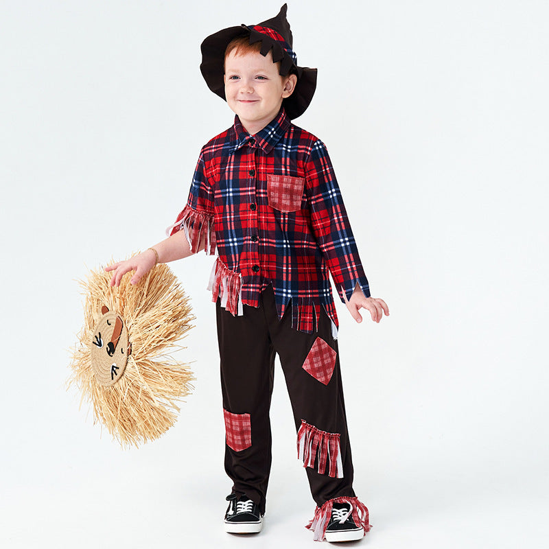 Scarecrow costume worn by a child - front view