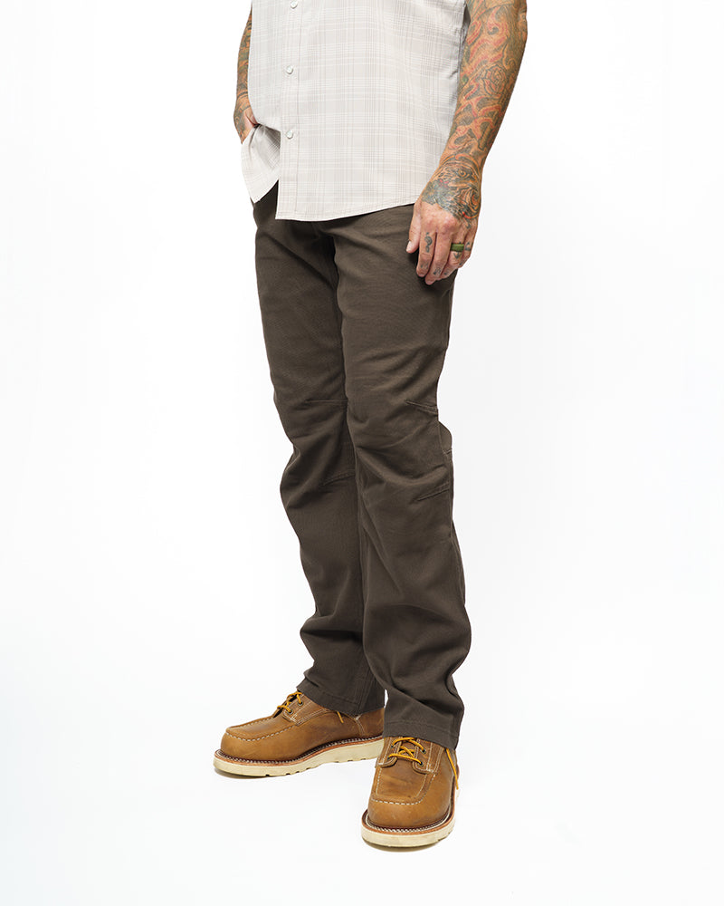 Trailblazer Standard Fit Pants – Dark Brown