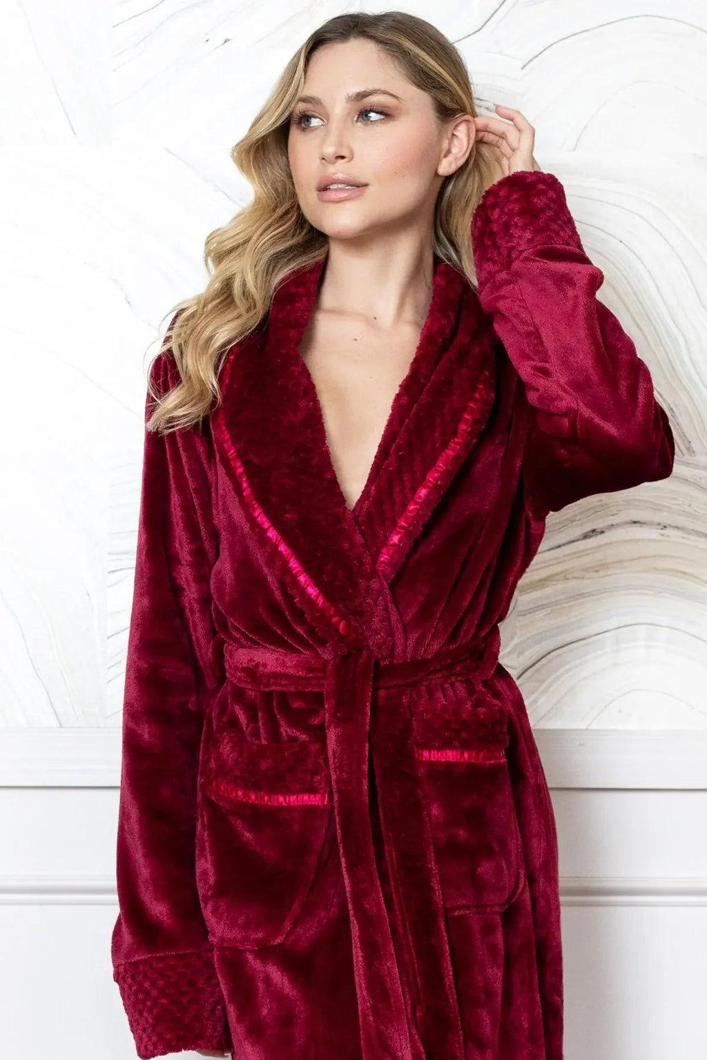 Women's Ultra Soft Plush Bathrobe – Cozy Loungewear