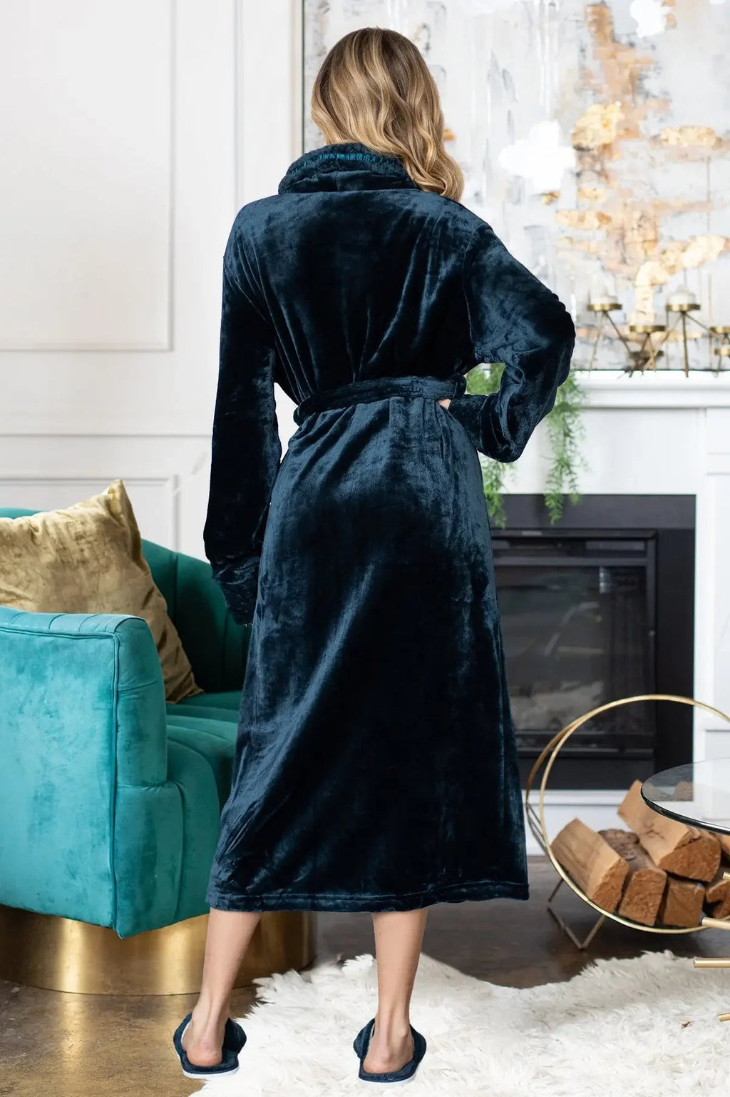 Women's Ultra Soft Plush Bathrobe – Cozy Loungewear