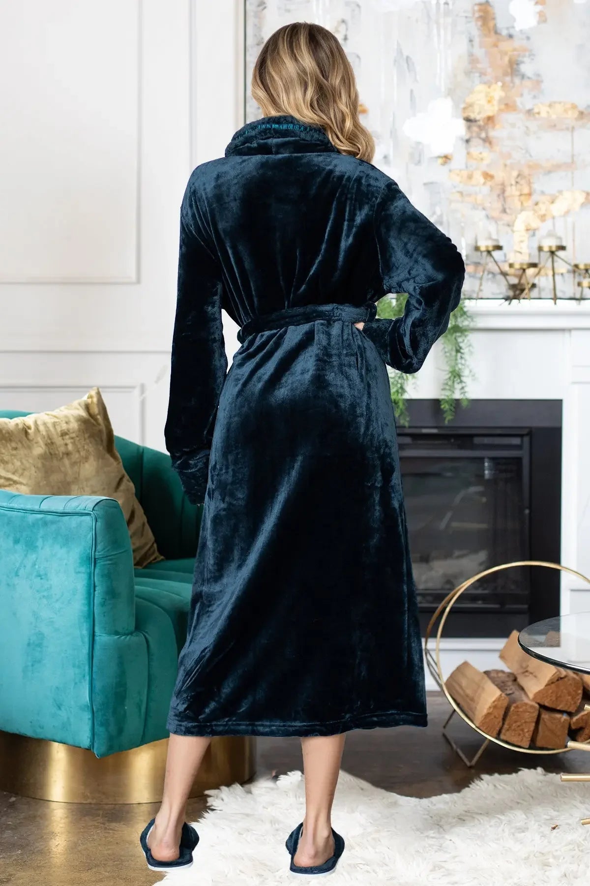 Women's Ultra Soft Plush Bathrobe – Cozy Loungewear