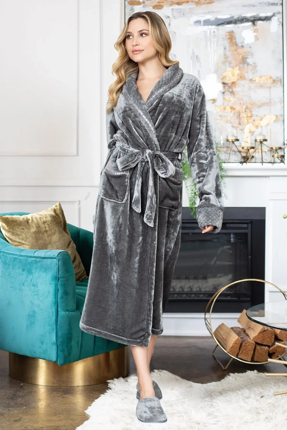 Women's Ultra Soft Plush Bathrobe – Cozy Loungewear