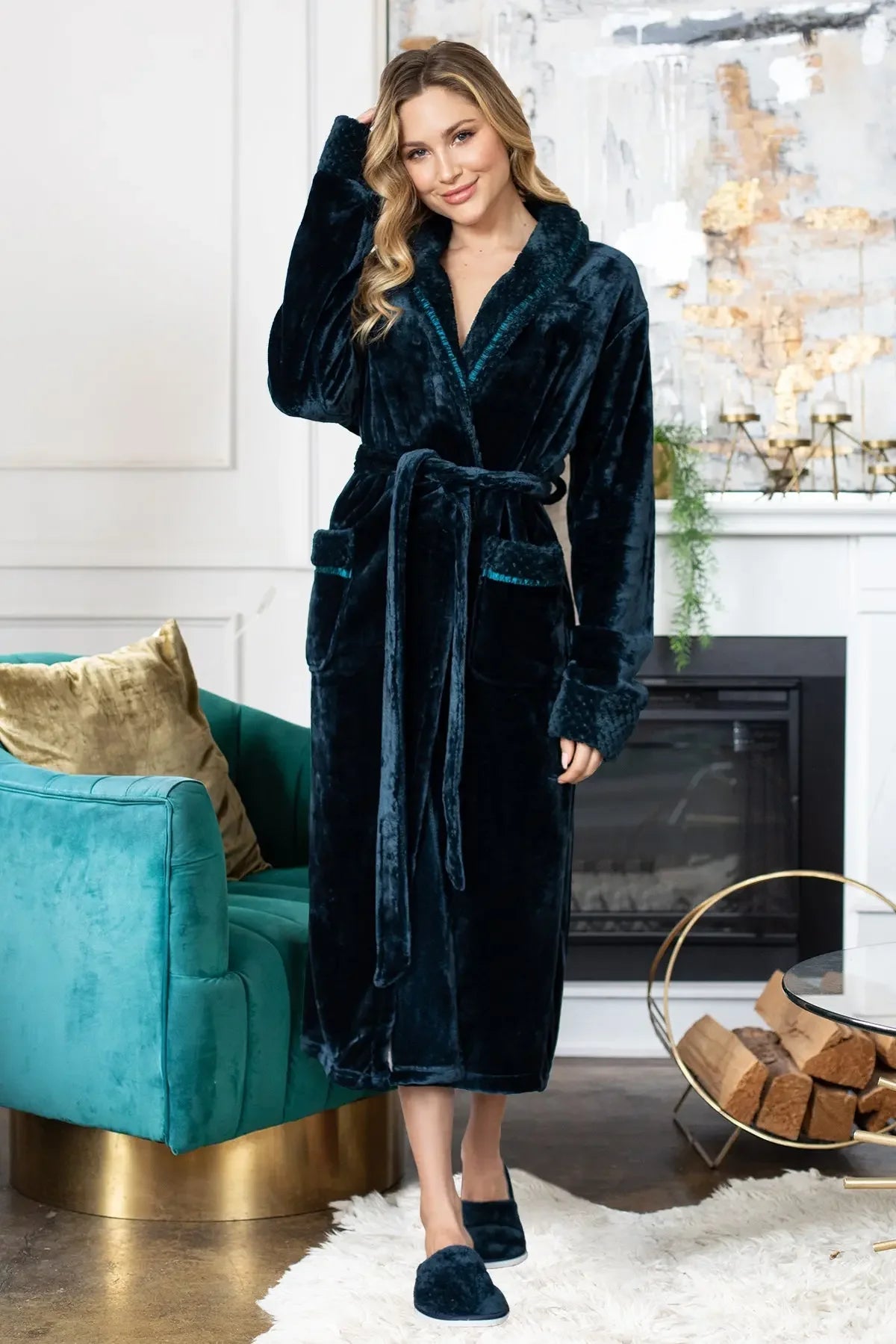 Women's Ultra Soft Plush Bathrobe – Cozy Loungewear